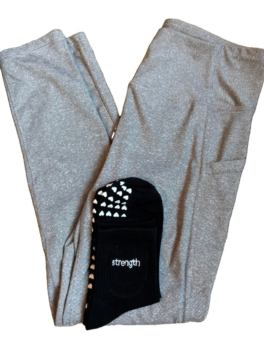 Danskin Gray Pinstriped Leggings M + Free Black Strength Grip Socks